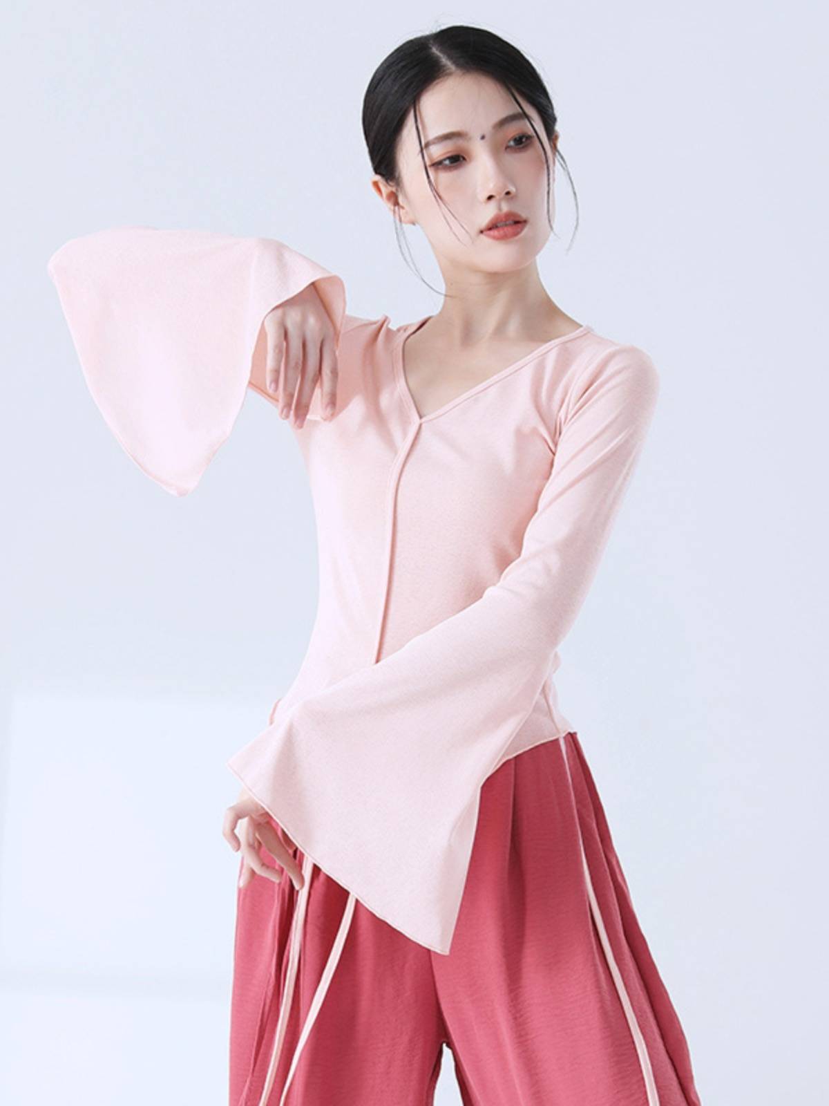Classical Dance Modern Dance Fork Far Fun Sleeve Chinese Dance National Wind Dance Bottom Shirt Different Founded Training Female Women