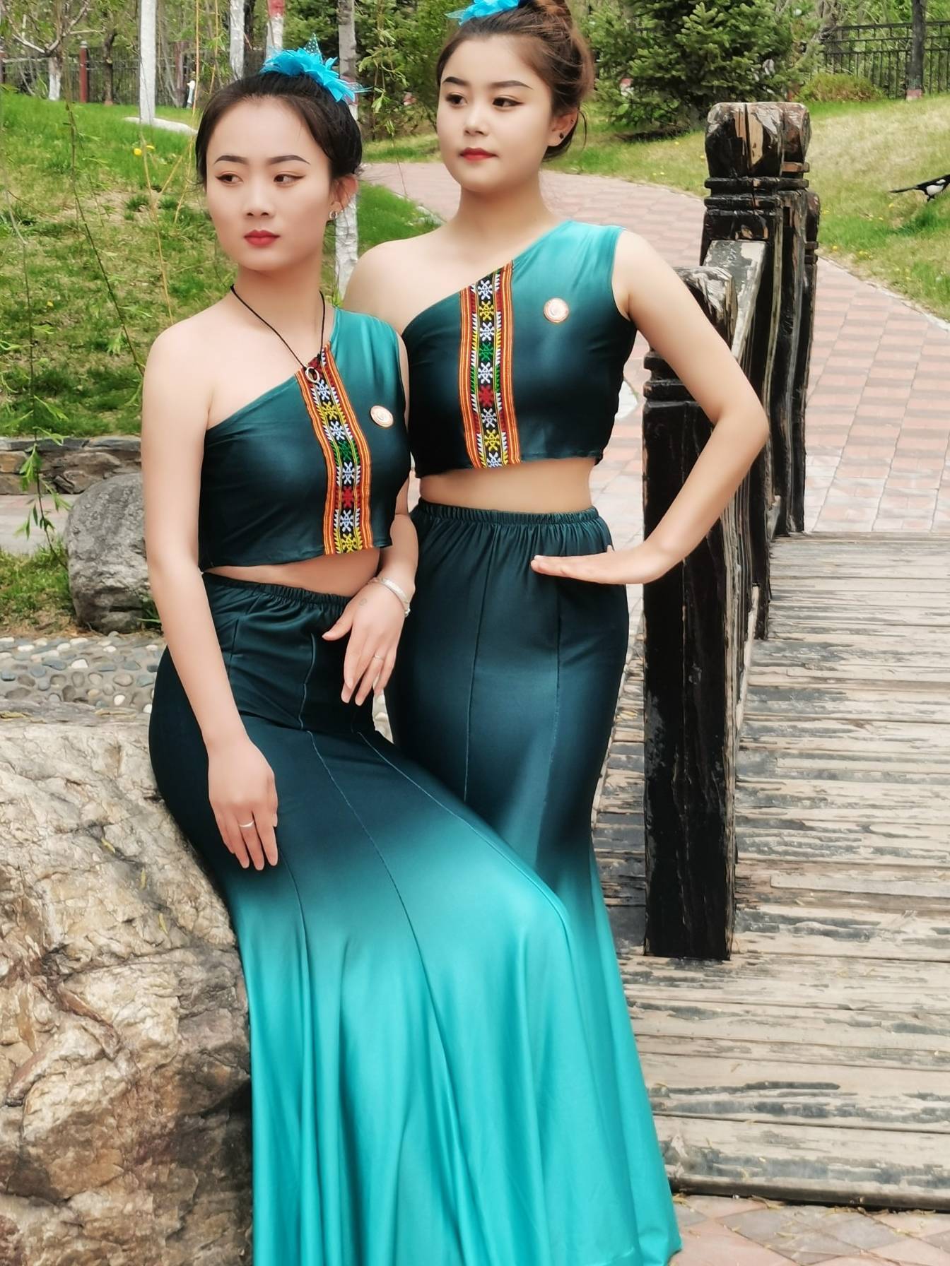 Dai dance performance dressing skirt performance clothing female Dai dance skirt peacock dance fishtail skirt skirt test clothing