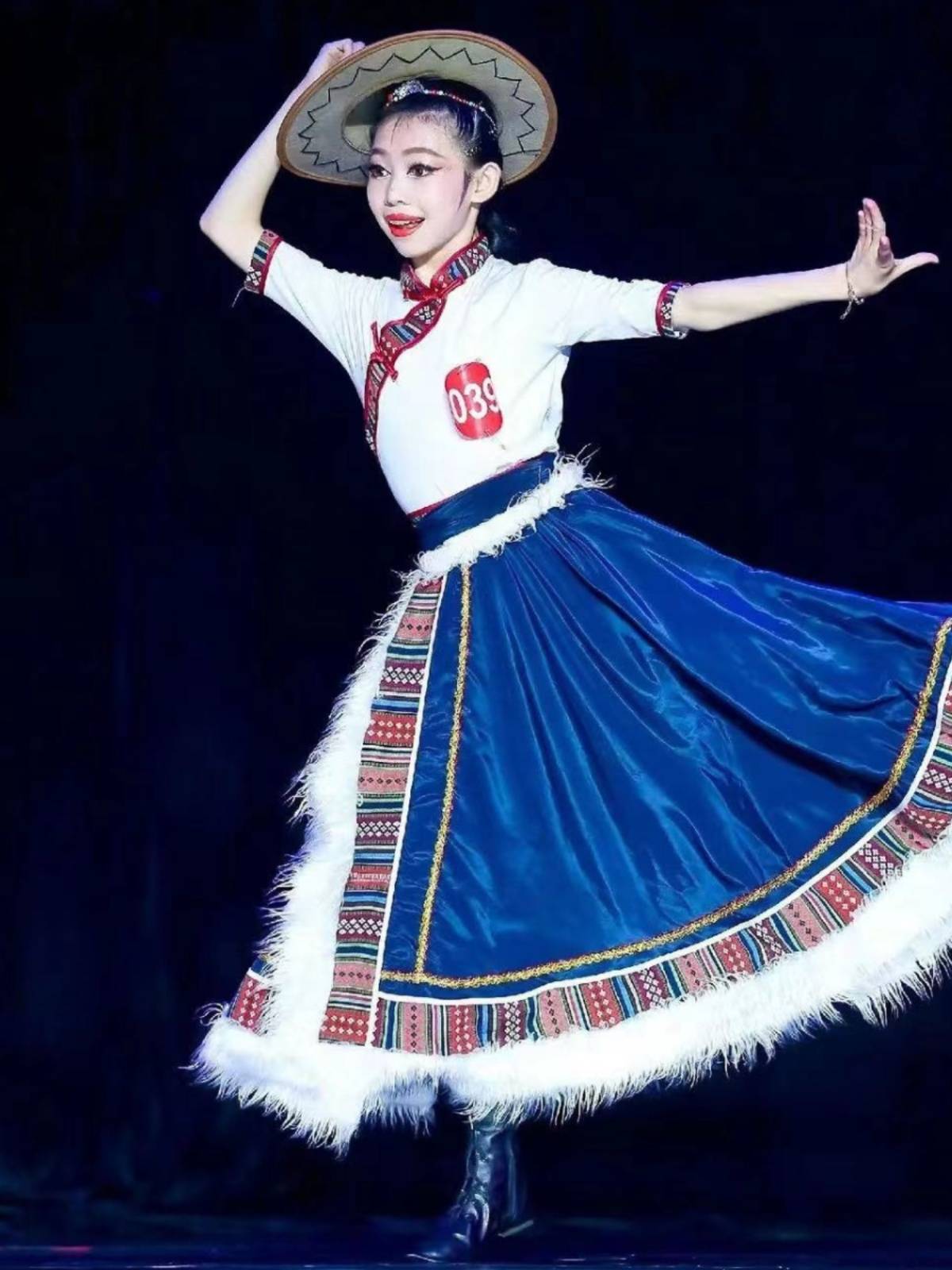 New Tibetan Dance Performance Clothing Children's Children's Time Renlao Performance Hat Little Ethnic Dance Girl
