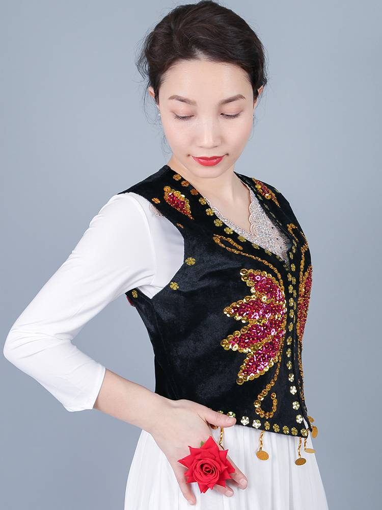 Xinjiang dance service female adult vest, the Uyomian ethnic embroidery national wind sequin performance service short horse clip