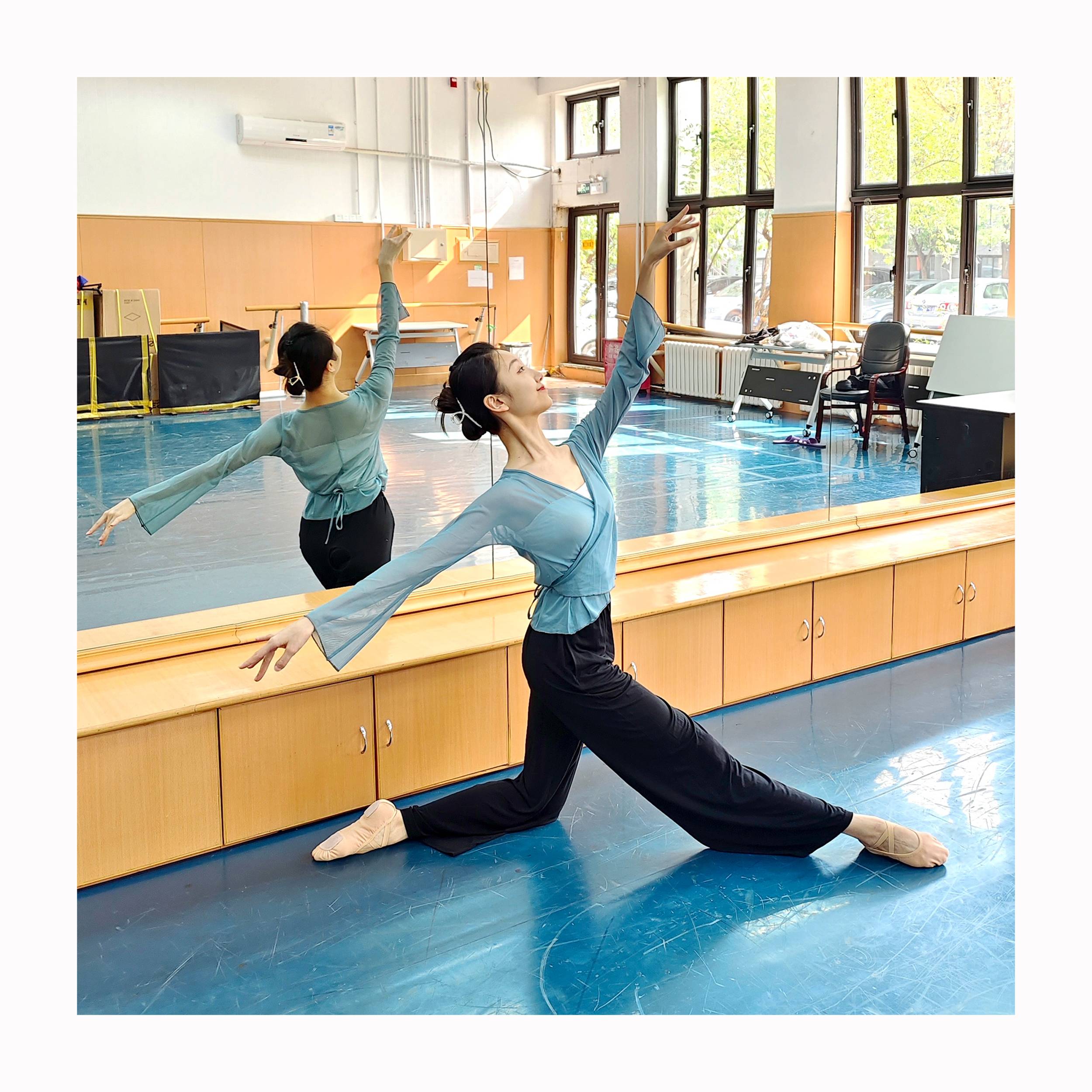 Classical Dance Ya Yue Dance Dance Service Chinese Dance Dance Practice Sweet Performance Examination Services National Dance Yoga Training