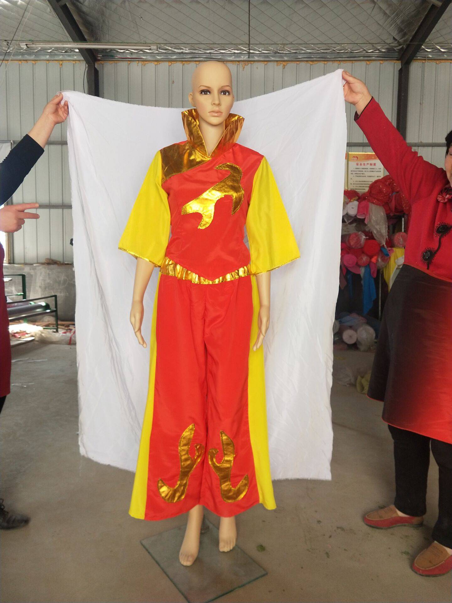 New national Yangge clothing new middle -aged and elderly waist drum fan dance clothing square dance performance clothing female long sleeves