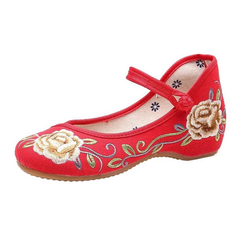 Plaza dance shoes female new embroidered old Beijing cloth shoes soft soles dance shoes ancient national wind Yangge red dance shoes
