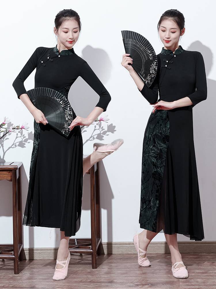 New classical dance cheongsam dance service female elegant Chinese dance exercises modern improved national dance performance