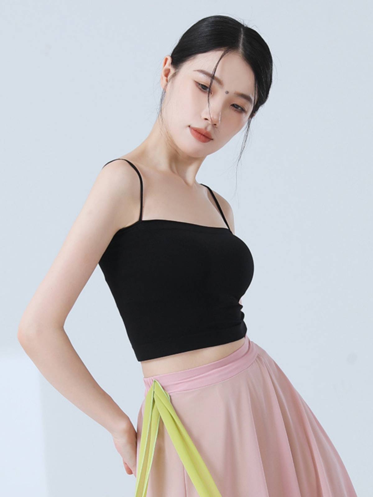 Classical modern national dance suspender vest female wearing chest pads with chest pads with beautiful back ballet practice bra