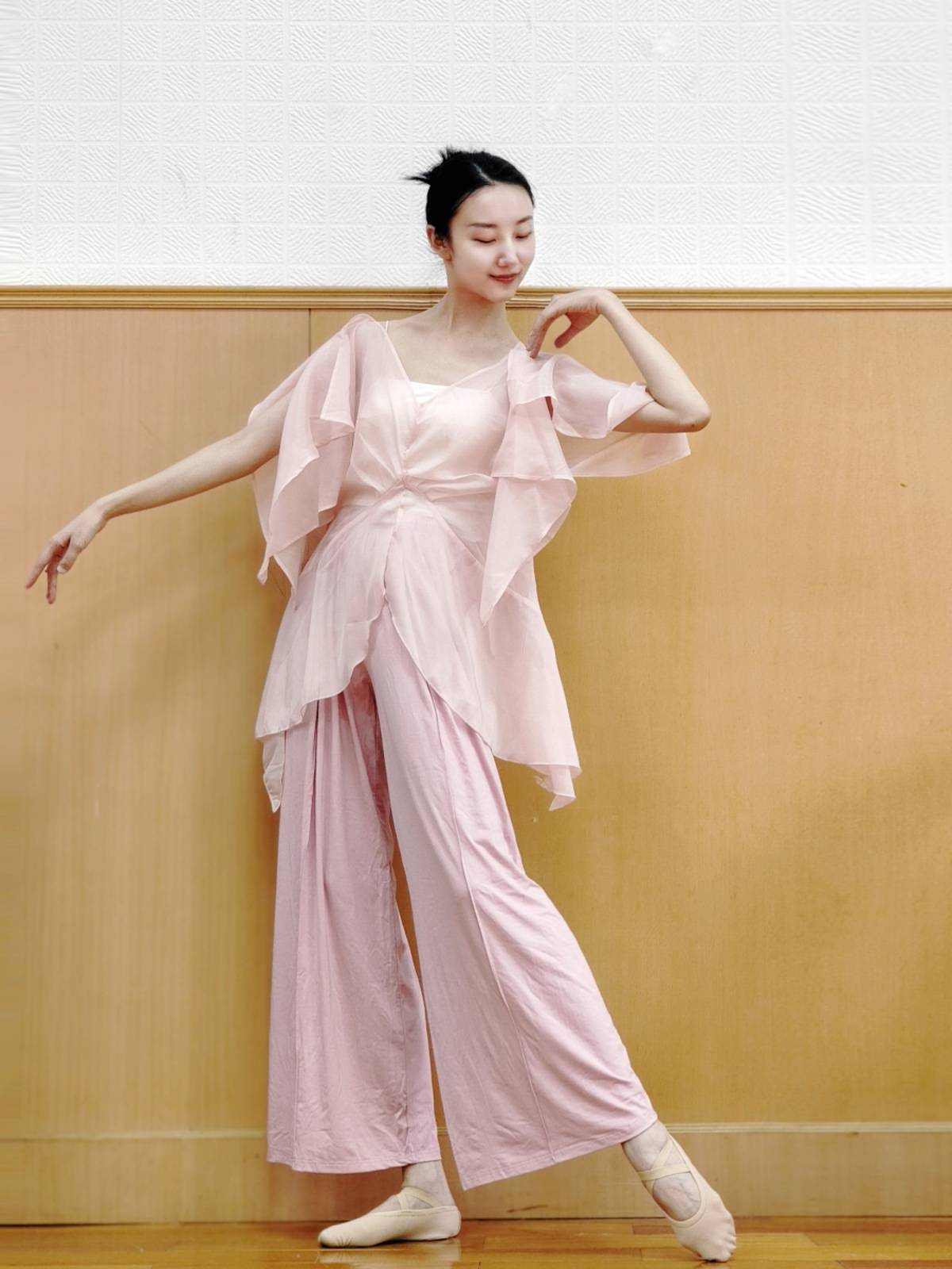 Dance practice service long modern dance loose, elegant wide leg pants Chinese classical dance -shaped dress yoga pants
