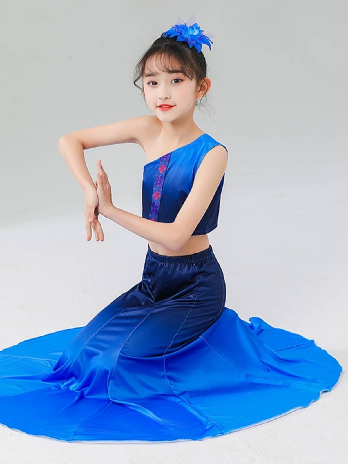 New children's Dai dance clothing girl peacock dance performance service children's fishtail skirt bag hip hip bodies practice skirt