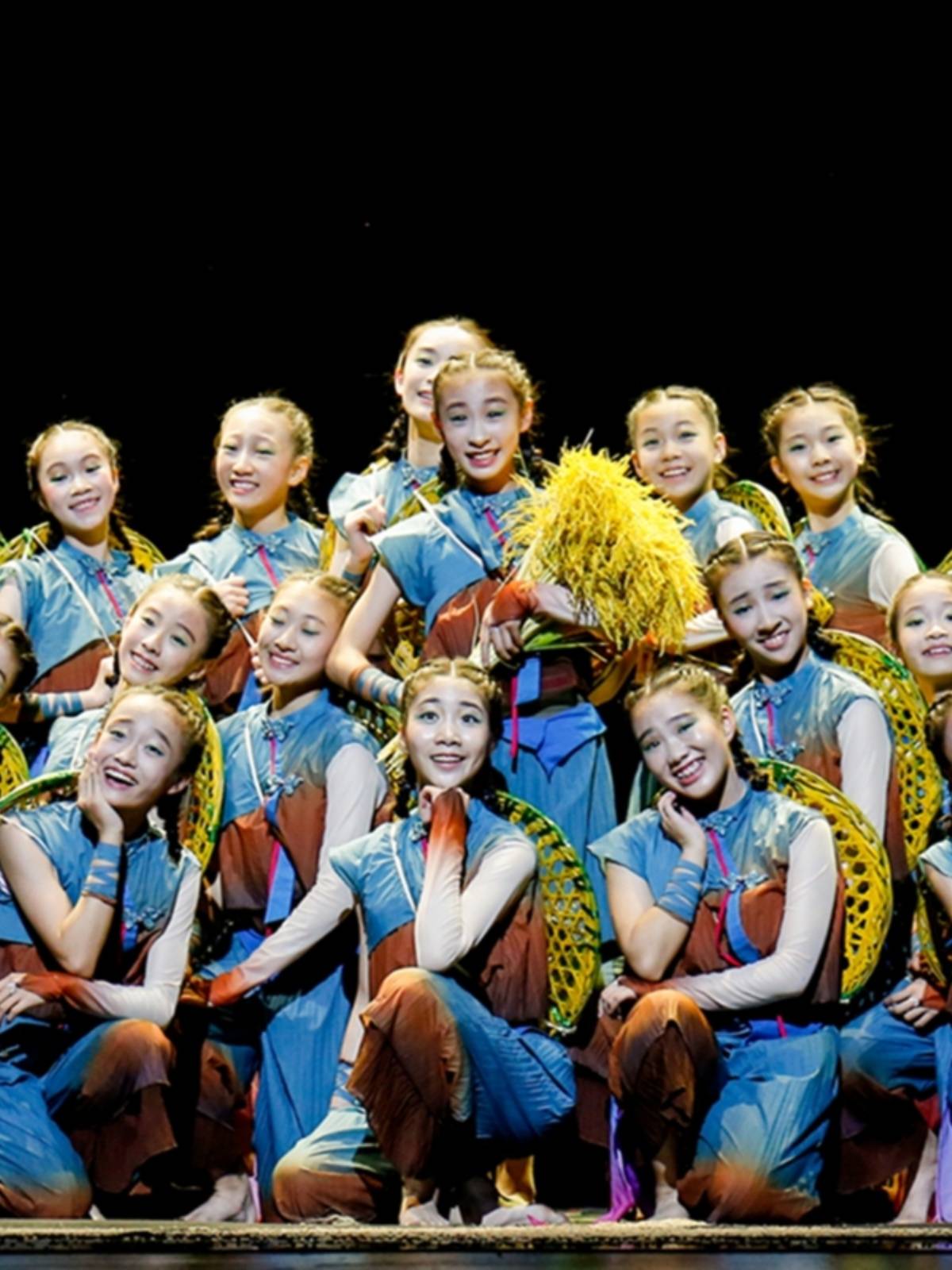 Our field performance clothing Xiaohe style fisherman sea female peasant dance field Douju national performance clothing