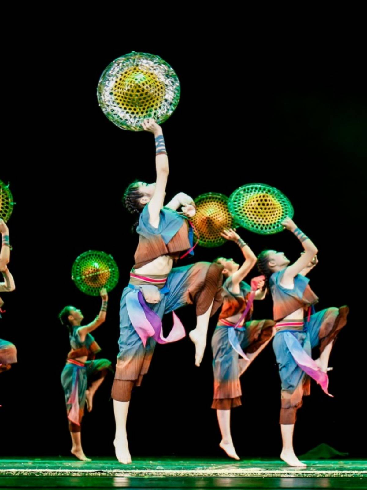 Our field performance clothing Xiaohe style fisherman sea female peasant dance field Douju national performance clothing