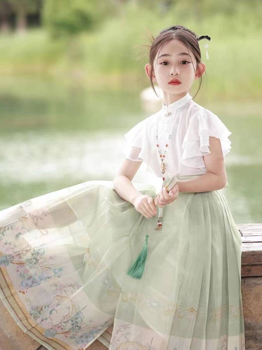 Hanfu Girl 8 Tong Chong Summer Horse Noodle Skirt 2024 New Ethnic Student Student Dance Costume Guzheng 9 Tanabata Performance Services