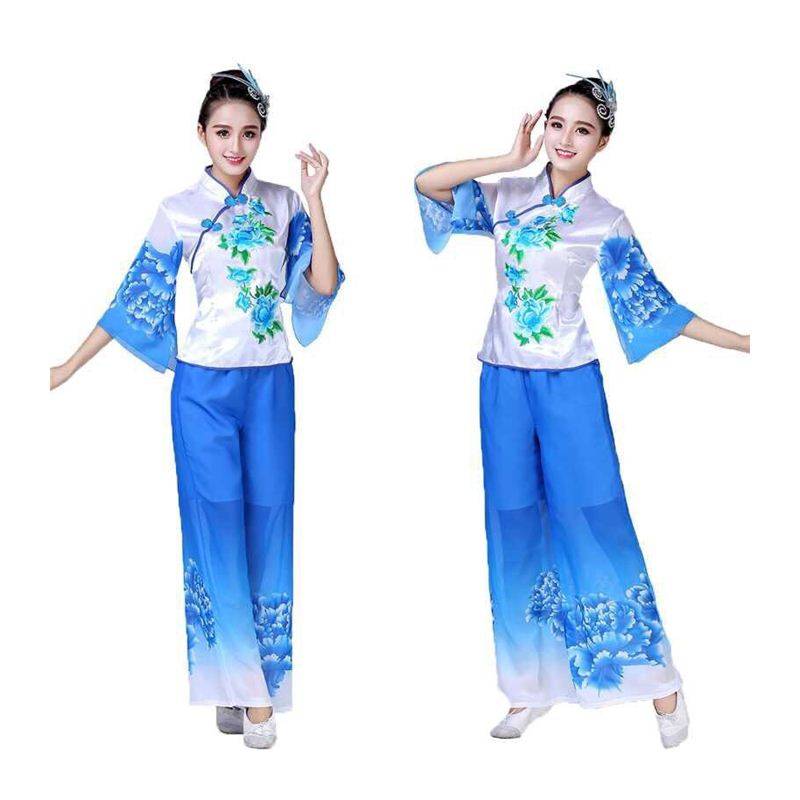 Douyin, the same middle -aged and elderly Yangge Yaobun Village Grandma Caichang New Dance Show