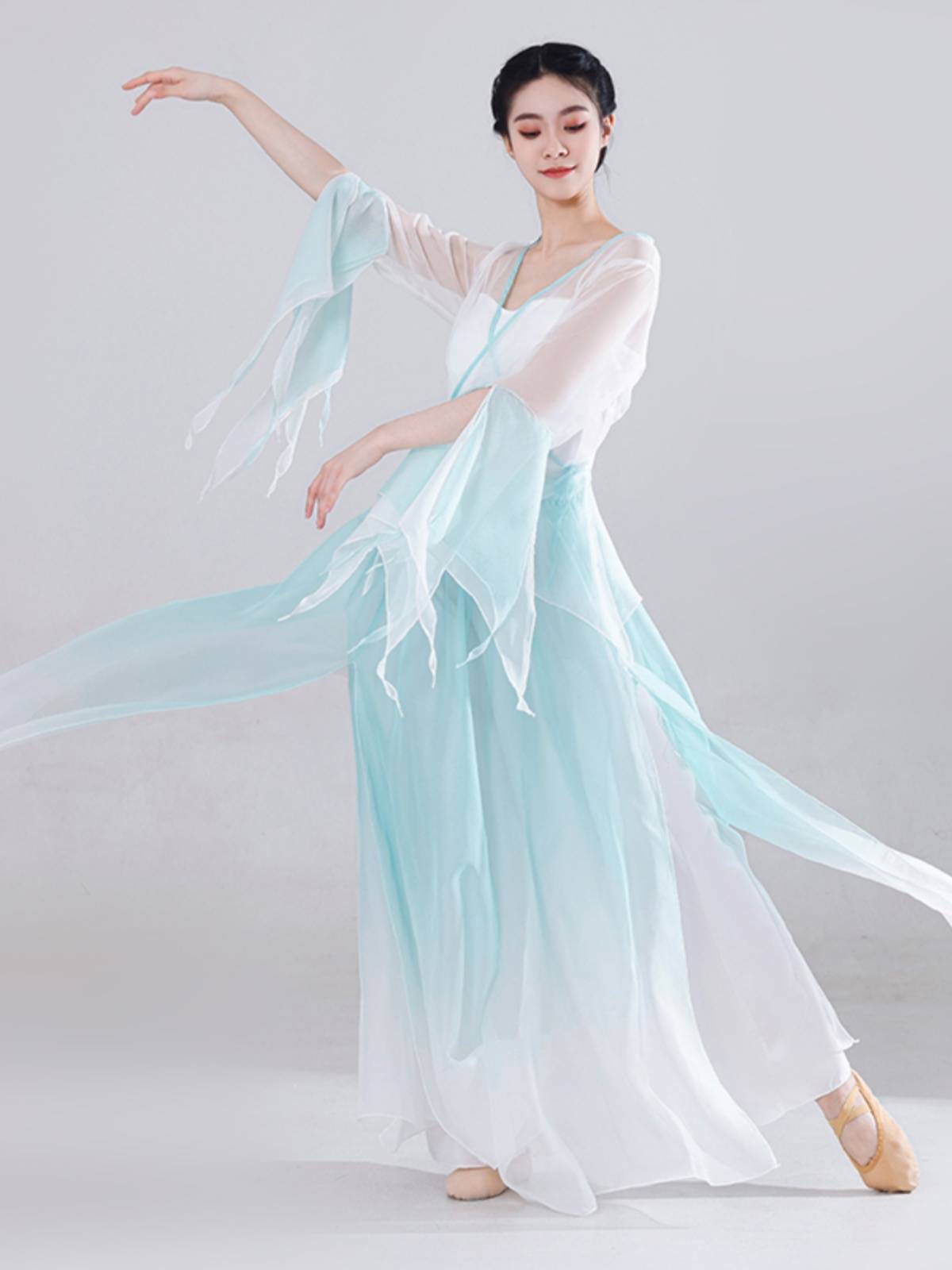 Classical dance service female elegant fairy body rhyme yae, practice umbrella dance Chinese dance national dance performance service ancient style
