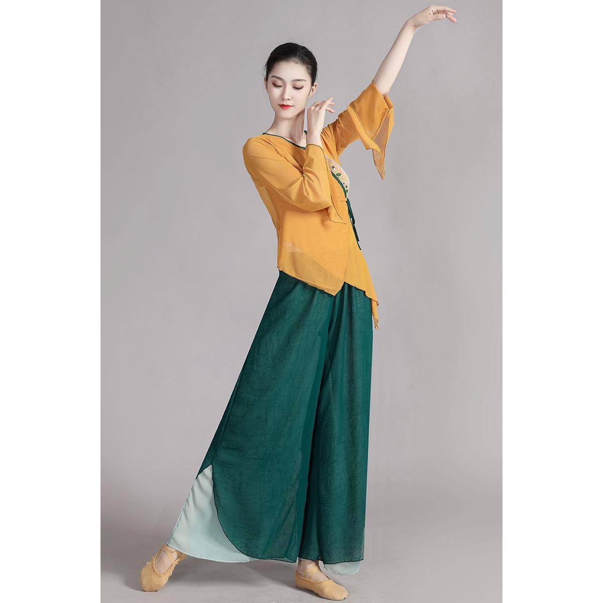 Classical dance clothing female elegant yoga practice service middle -aged and elderly national dance performance clothing body rhyme yae performance service