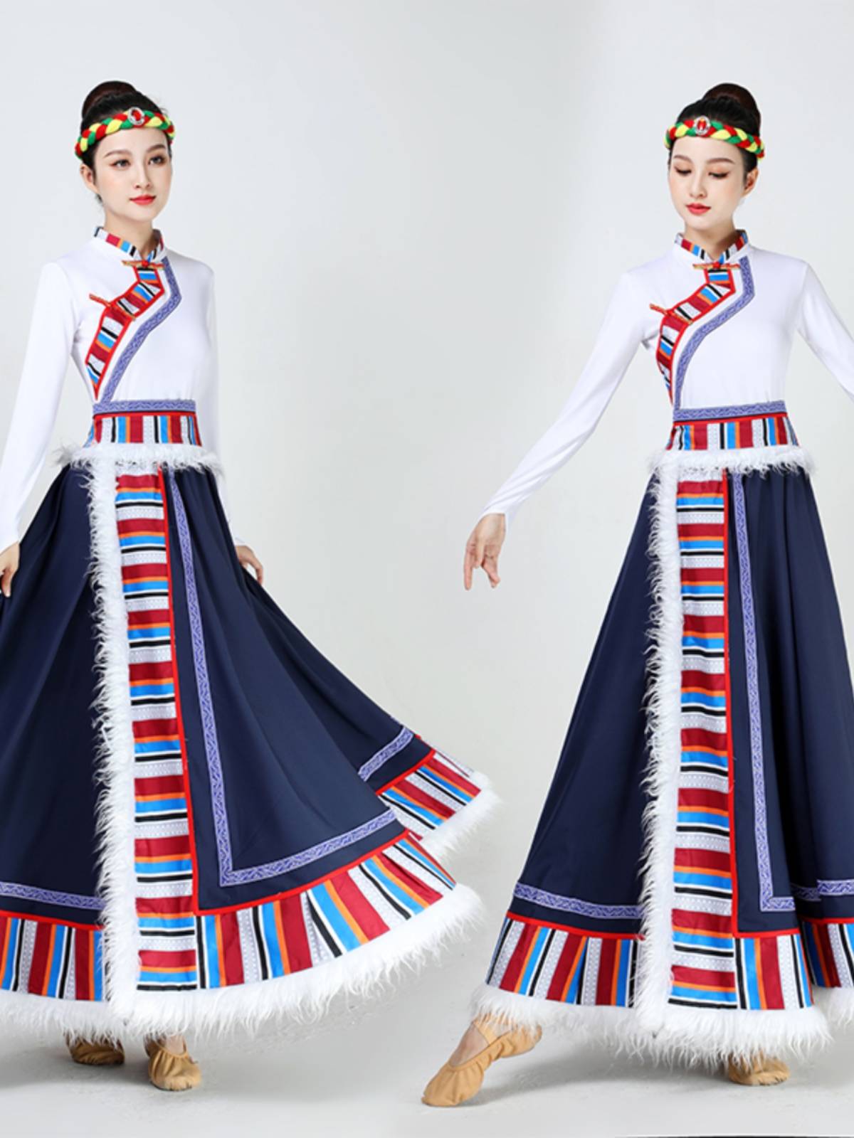 The Tibetan dance show for adult half-dressed women, wearing a Mongol dress
