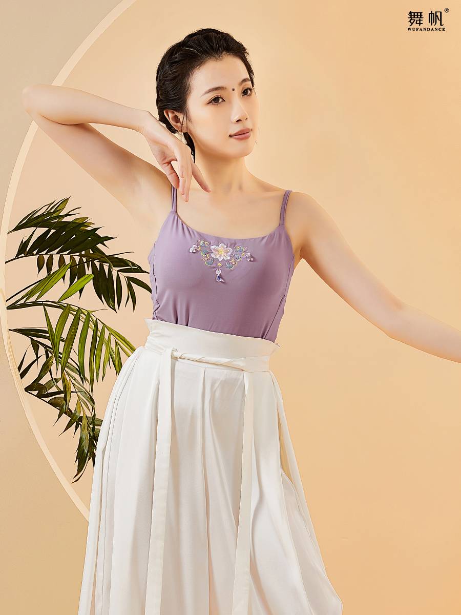 Classical dance camisole modern national practice, wrapped chest, bottom embroidery, Chinese style vest dance clothing top