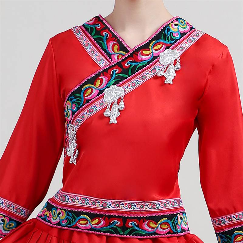 The Miao Tu -Nation -style Women's top, Guangxi Yunnan Guizhou Minority Performance Performance Square Dance Performance Clothing