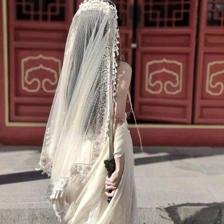 Luoshen explosion Dunhuang Feitian Ancient style Han service female exotic national dance photography performance service Chinese style dance installation