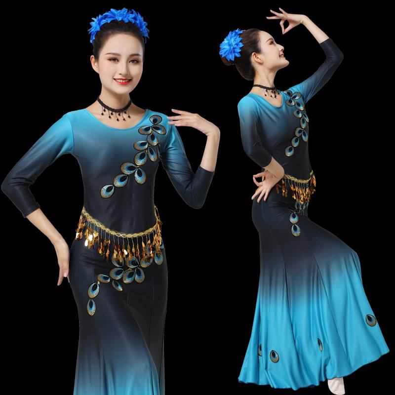 The new Dai dance service minority gourd filament performance service peacock dance performance service long -sleeved sequin adult girl