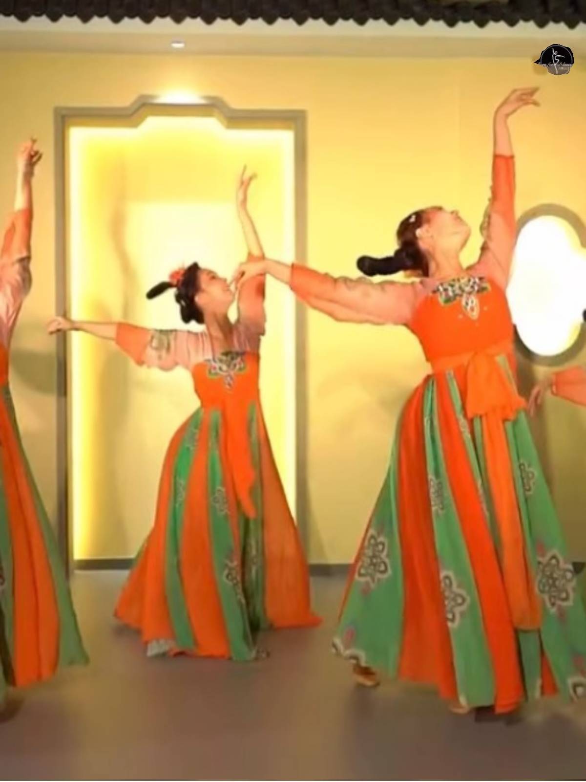 Tang Yin Dance Service Classical Dance Performance Girl Han Tang Dance Performance Service National Ethnic Flowing Chinese Style Opening Dance Clothing