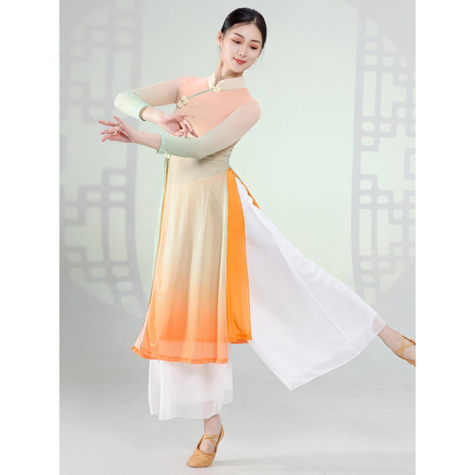Classical dance gradient cheongsam female body rhyme service ancient style national dance dance service Chinese dance exercise performance service
