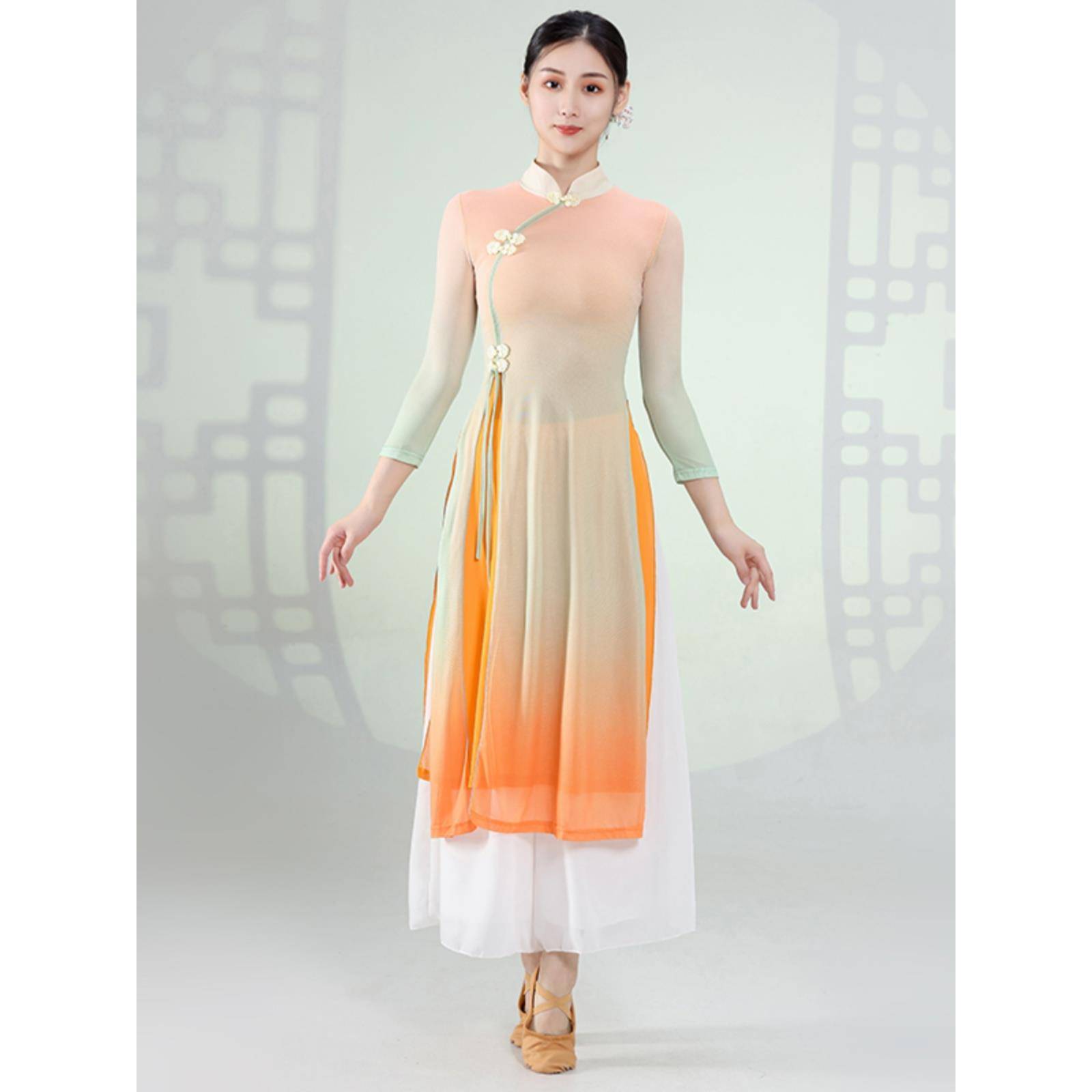 Classical dance gradient cheongsam female body rhyme service ancient style national dance dance service Chinese dance exercise performance service