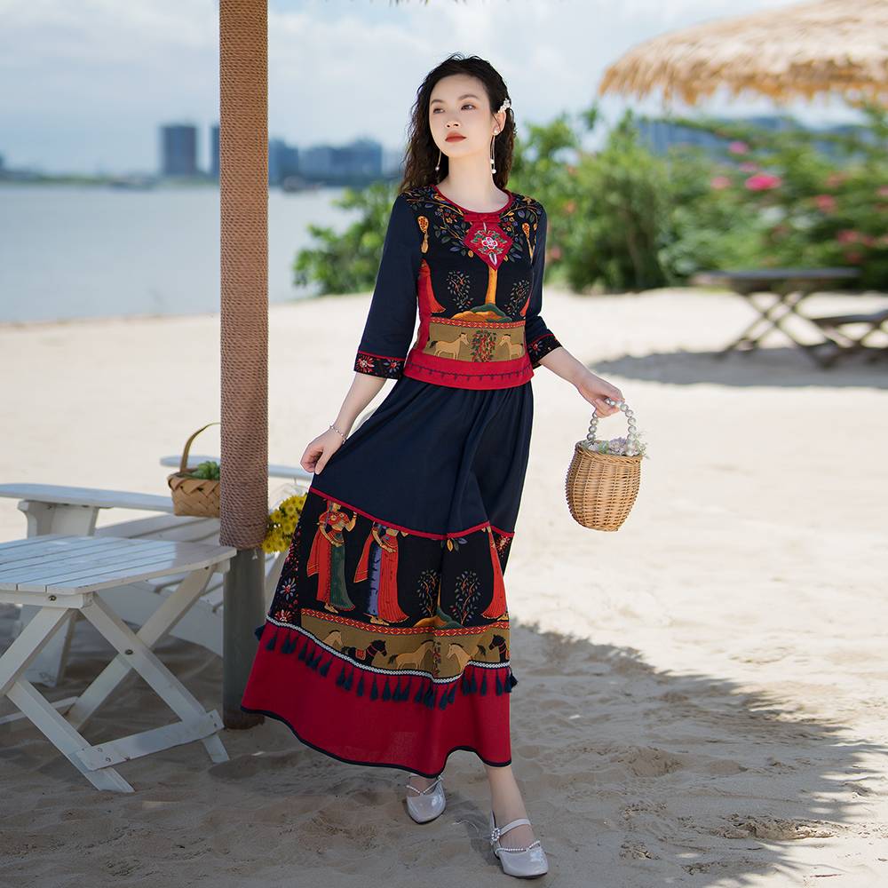 Ethnic style loose retro two -piece female 2024 spring new style Yunnan Lijiang Miao nationality elegant dance dress