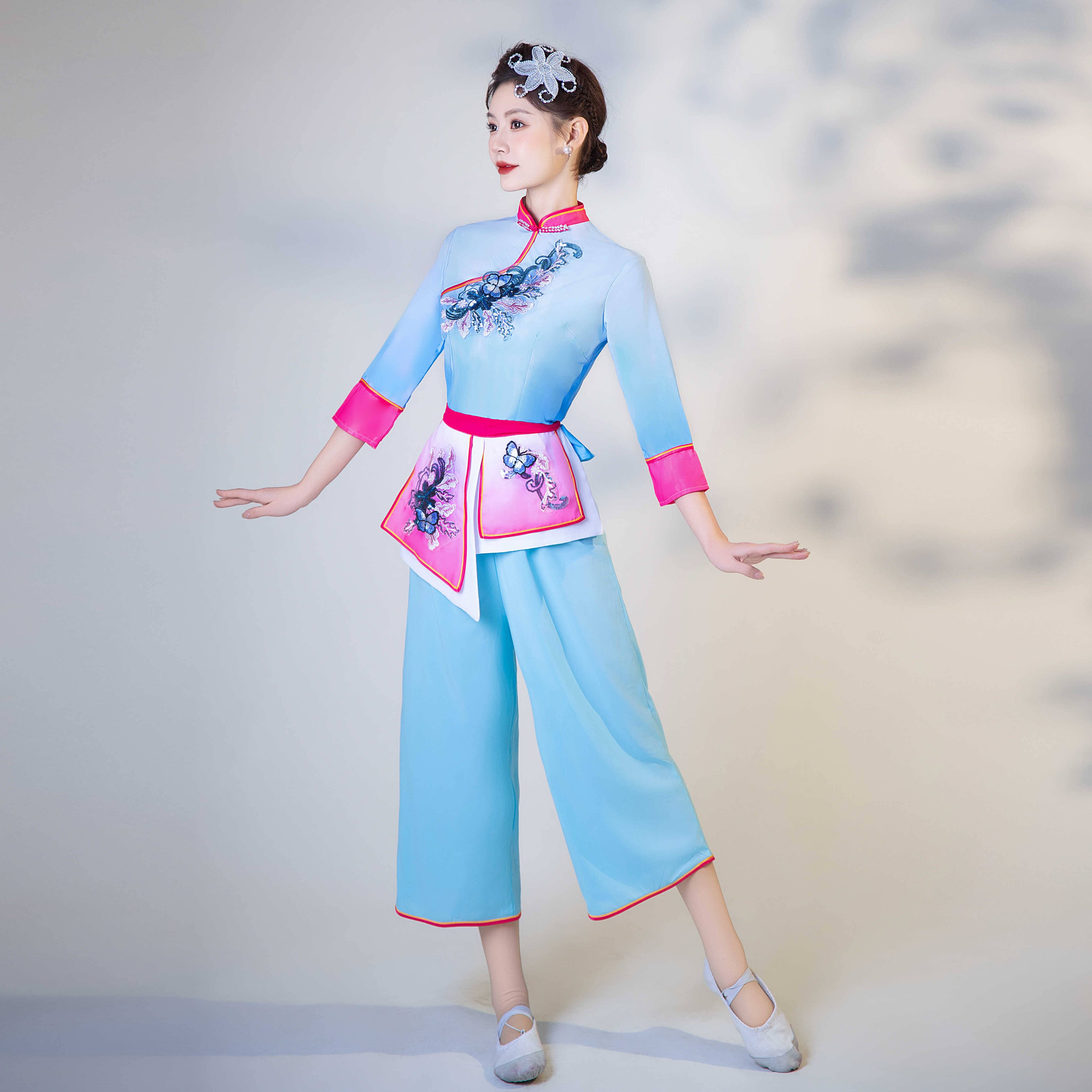 Farmers' Harvest Festival Clothing Dance Dance Performance Service National Dance Village Gou Cai Dance Performance New Adults