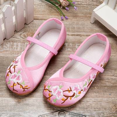 Old Beijing children's cloth shoes new girl embroidered flower shoes casual with cheongsam dance princess costume national style