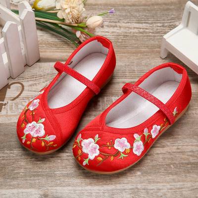 Old Beijing children's cloth shoes new girl embroidered flower shoes casual with cheongsam dance princess costume national style