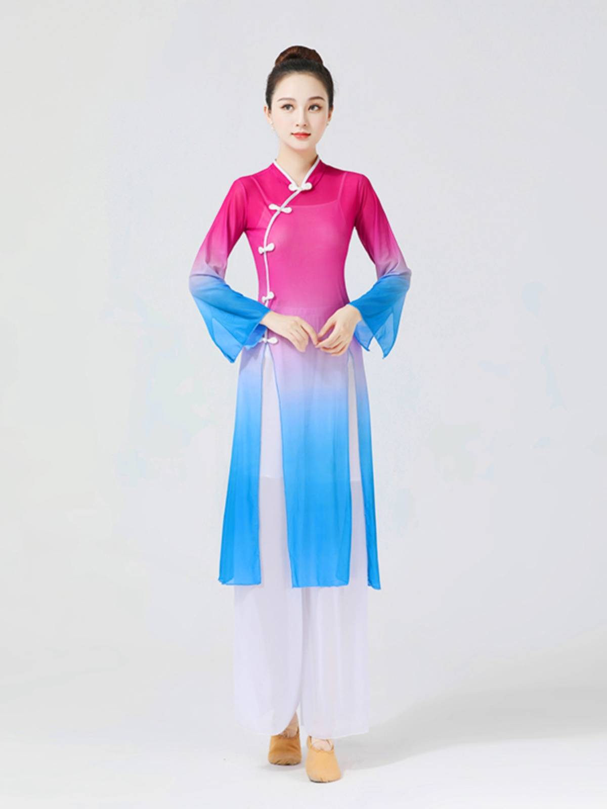 China Wind Square Dance Yangge Drum Drum Serving National Dance Cosmetic Fan Dance Dance Female Adult Practice Service
