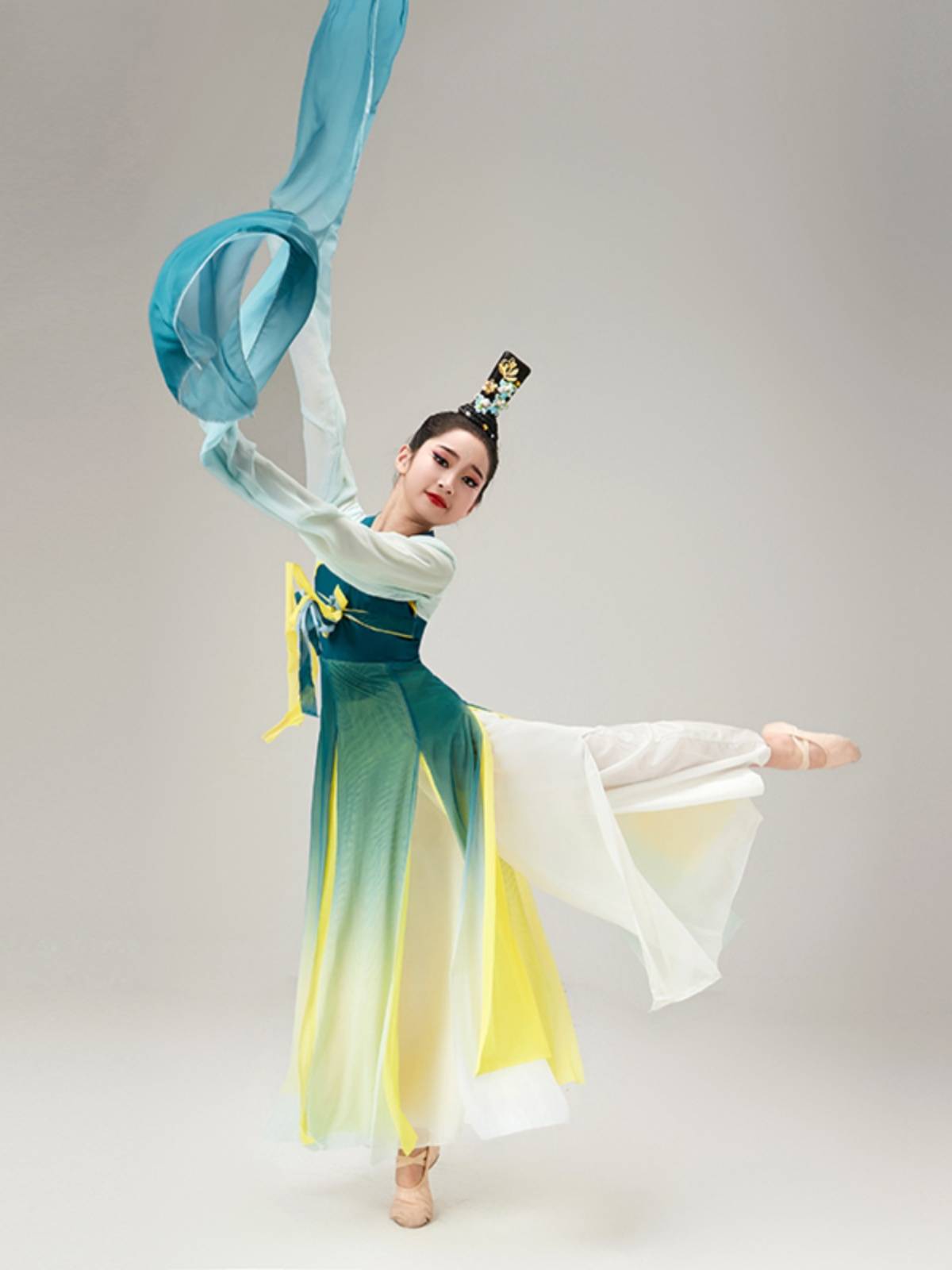 Children Caiwei Dance Costume Female Rock Hong Dance Faculture Confucius Dance Hanfu Sleeve Sleeve Classic Water Sleeve Super Fairy Performance Services