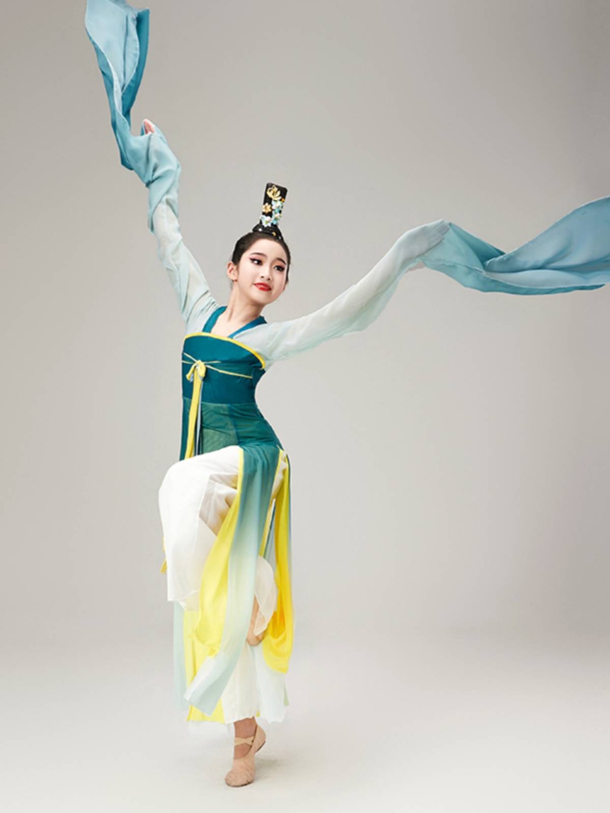 Children Caiwei Dance Costume Female Rock Hong Dance Faculture Confucius Dance Hanfu Sleeve Sleeve Classic Water Sleeve Super Fairy Performance Services