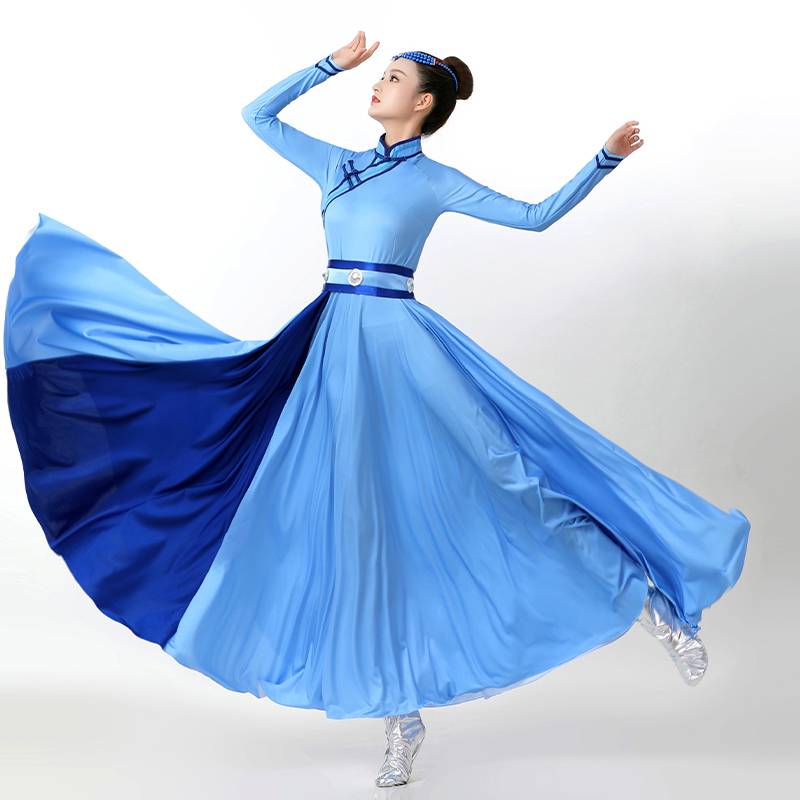 A new costume for Mongolian classic dance dress for Tibetan women in choreography