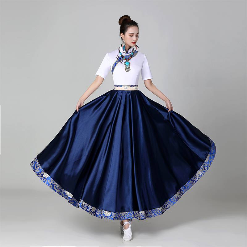 A new costume for Mongolian classic dance dress for Tibetan women in choreography