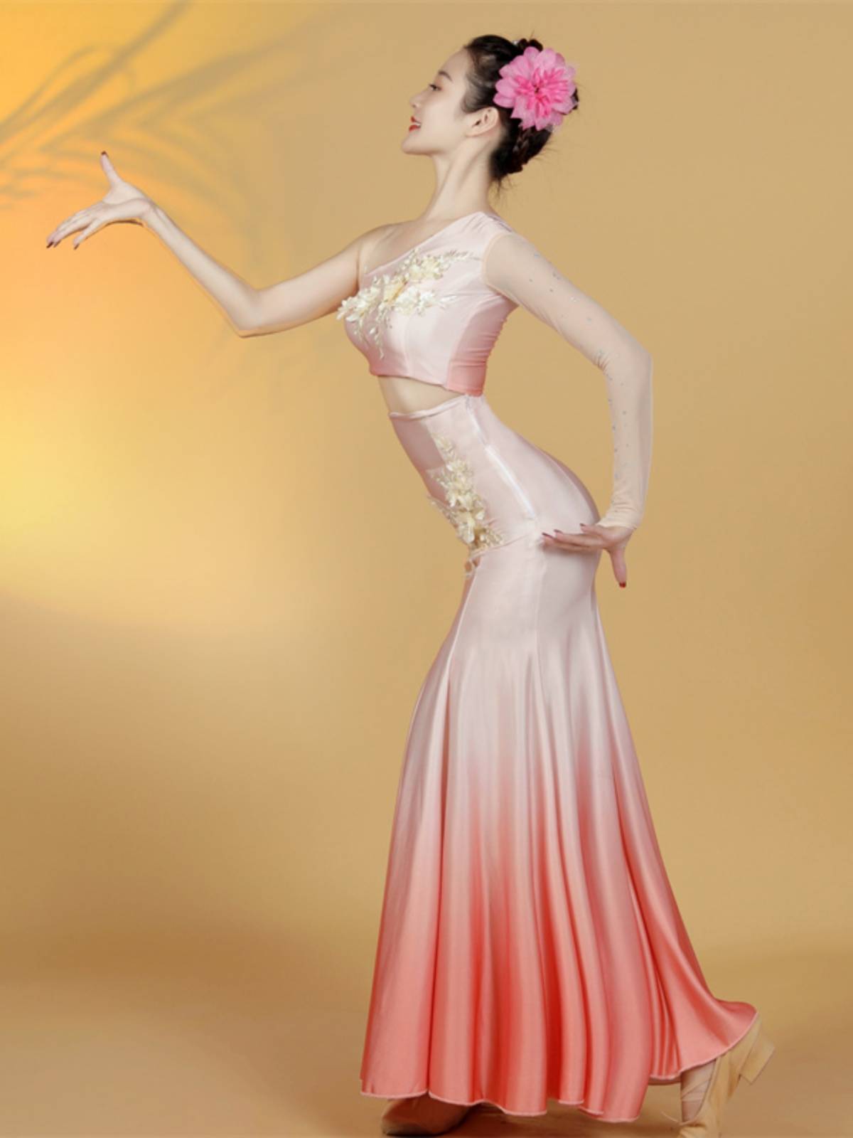 The new Dai dance service female Dai peacock dance performance service, skirt, skirt, national clothing performance clothing