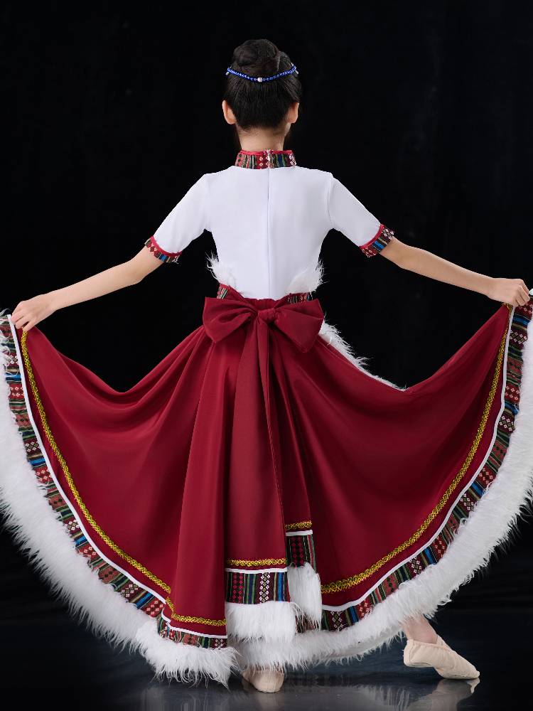 New children's Tibetan clothing performance clothing Tibetan dance performance clothing secondary Renlaso national stage girl clothing
