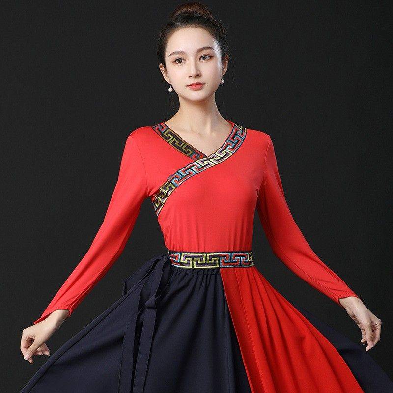 Square dance minority ethnic style V -neck Tibetan long -sleeved top middle -aged and elderly large size performance service Mongolian dance service