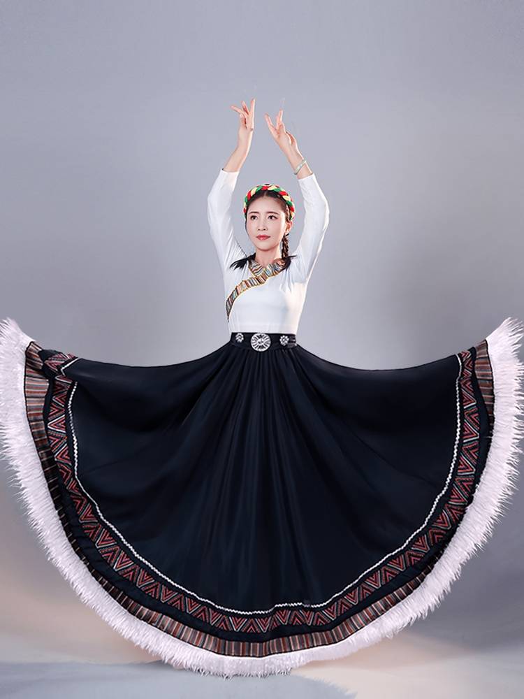 Tibetan dance dress, adult choreographer, troupe, troupe, troupe, troupe