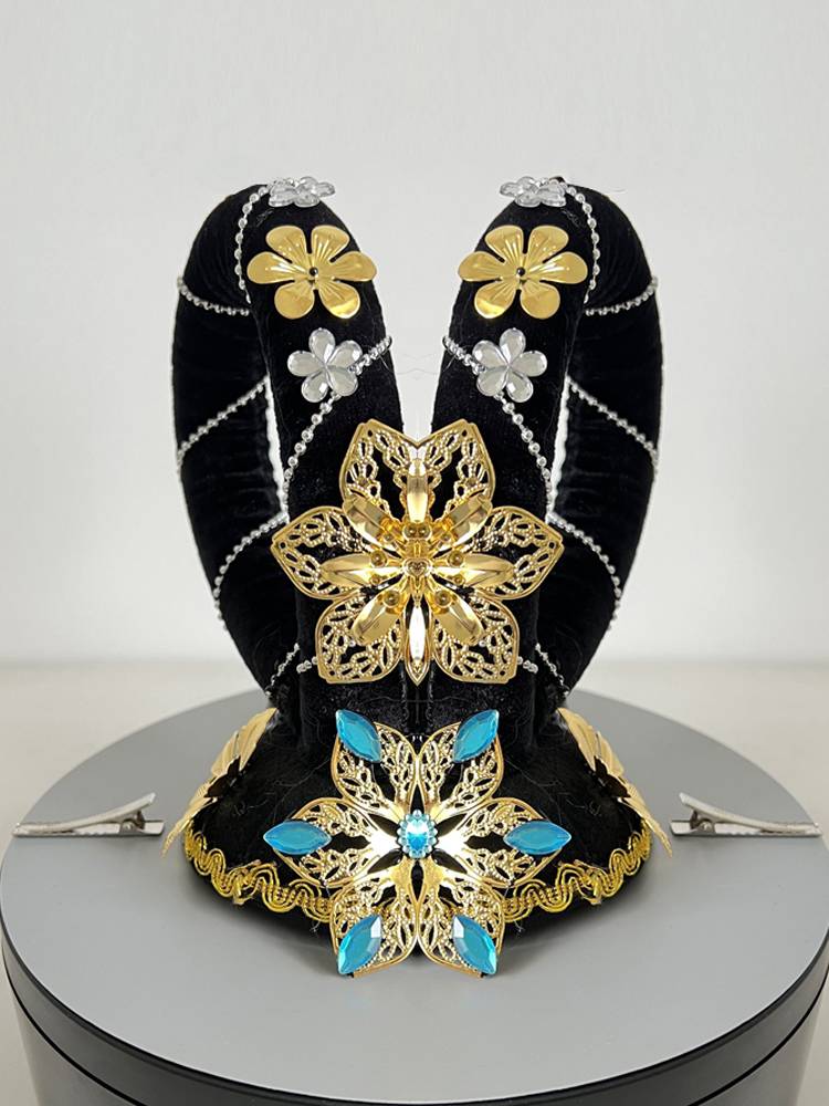 Dunhuang Feitian Heavenly Flying Drum Bag Back Pipa Head Pipa Towers Ling Drum National Dance Gold Jewelry