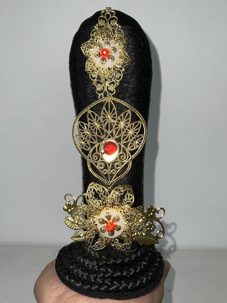 Dunhuang Feitian Heavenly Flying Drum Bag Back Pipa Head Pipa Towers Ling Drum National Dance Gold Jewelry