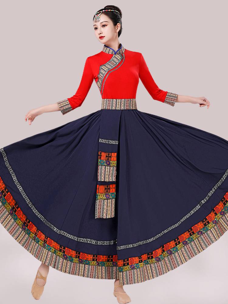 The Tibetan dance show with two pairs of a new national-style dress