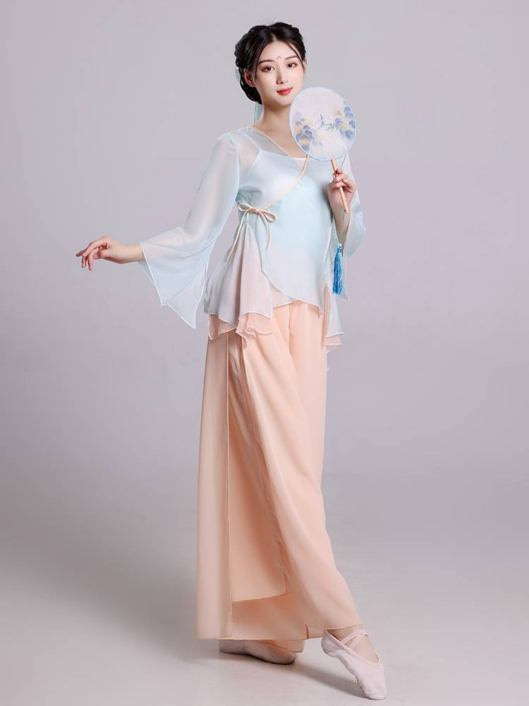 Classical dance service female body rhyme, elegant fairy gauze, ancient style Chinese dance performance service, national dance exercise top