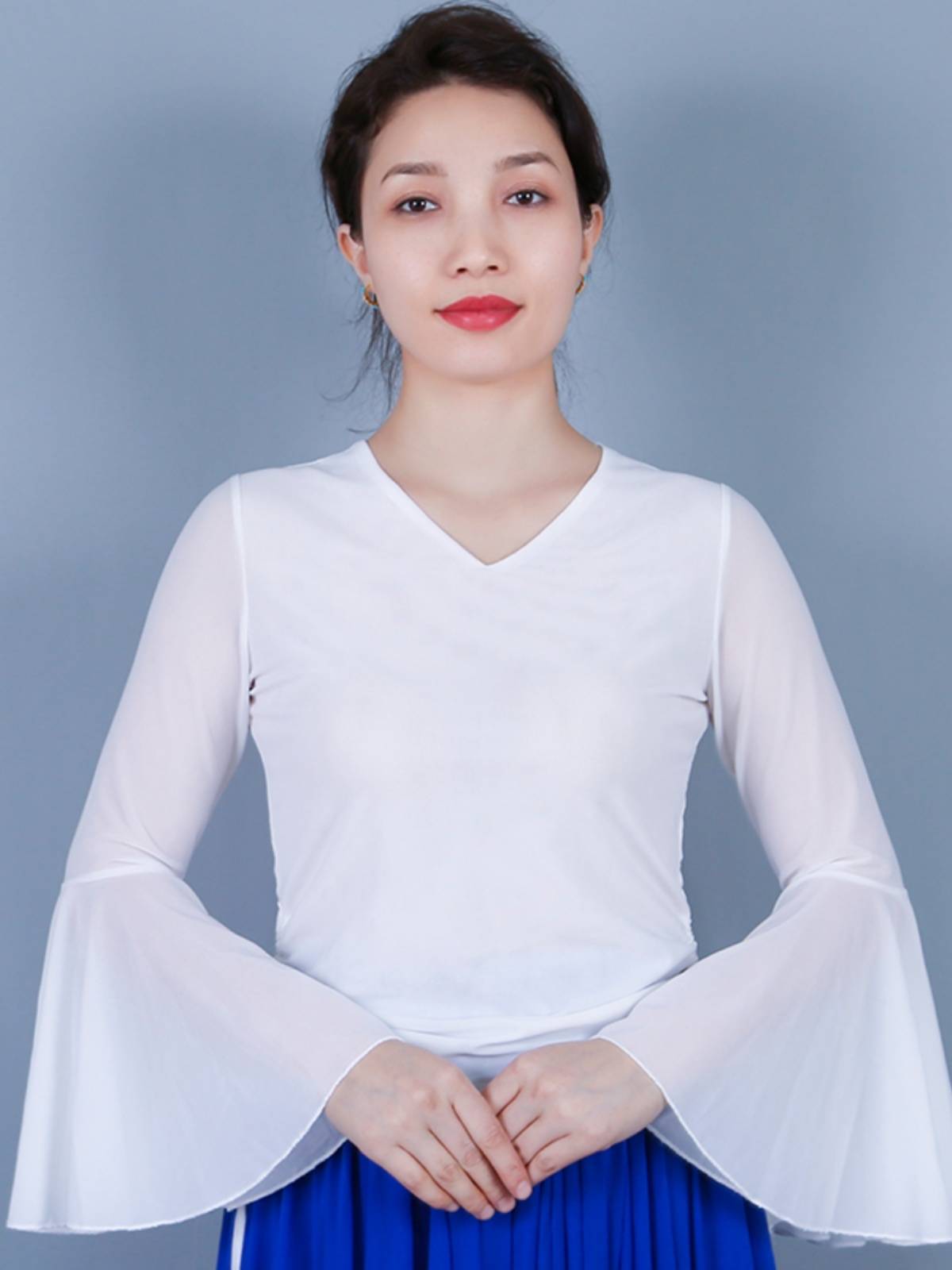 Xinjiang Dance Performance Server Uyghur clothing female summer large -size breathable exercise clothing net yarn horn sleeve top