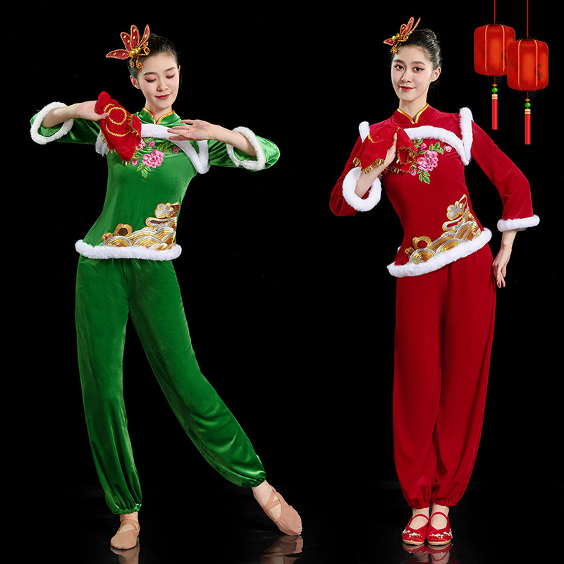 Yangge suit performing women's new Northeast ethnic style dance clothing new fan dance clothing square dance set