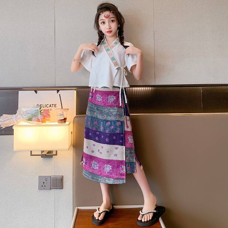 Female*Tong Han clothing summer new ethnic minority style clothing Dai dance skirt Liuyi. Children's watch performance service