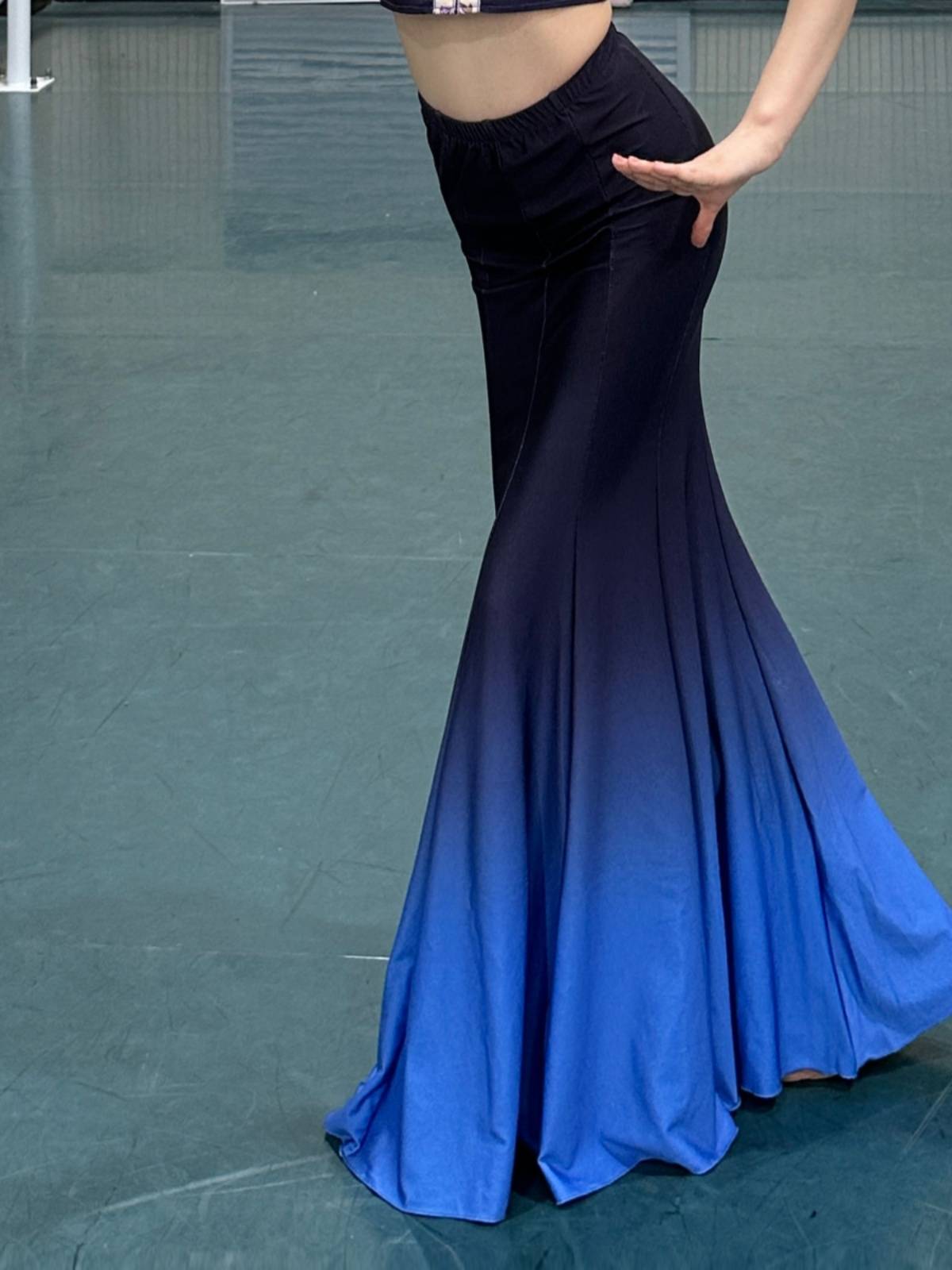 Dai dance performance skirt female adult half -bodies bag hip skirt gradient training skirt art test training national performance clothing