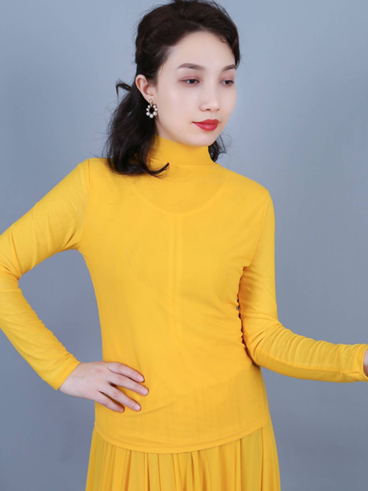 National Dance Classical Dance Practice Service Spring and Summer Summer Net Tournament Breaths, Xinjiang Dance Dance Bottom Shirts Bargaining Pure Color