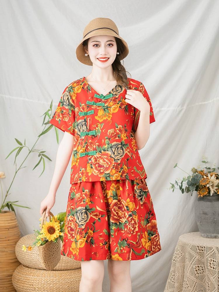 Northeast Big Flower Set Clamp Dip Short Short -sleeved T -shirt Short Skin Two -piece Set Girlfriend Sister Square Dance
