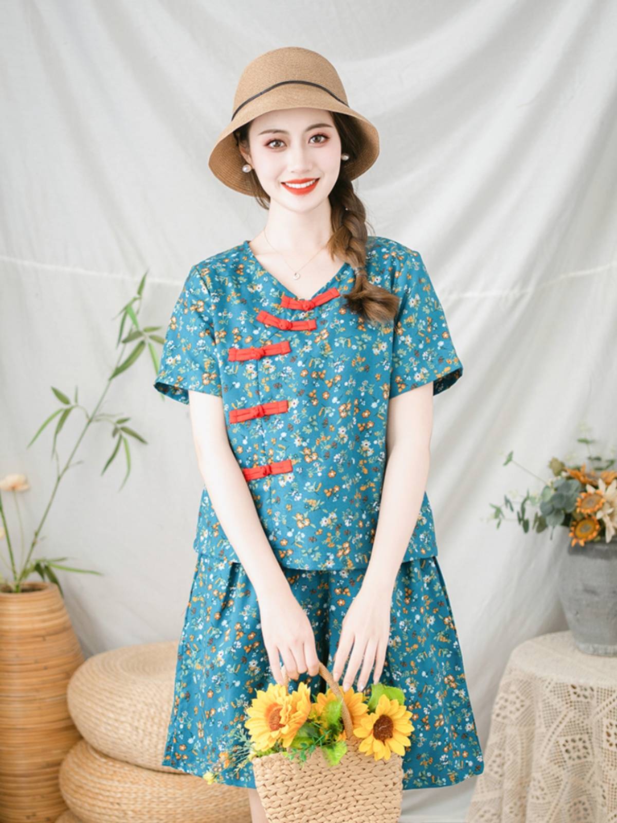 Northeast Big Flower Set Clamp Dip Short Short -sleeved T -shirt Short Skin Two -piece Set Girlfriend Sister Square Dance