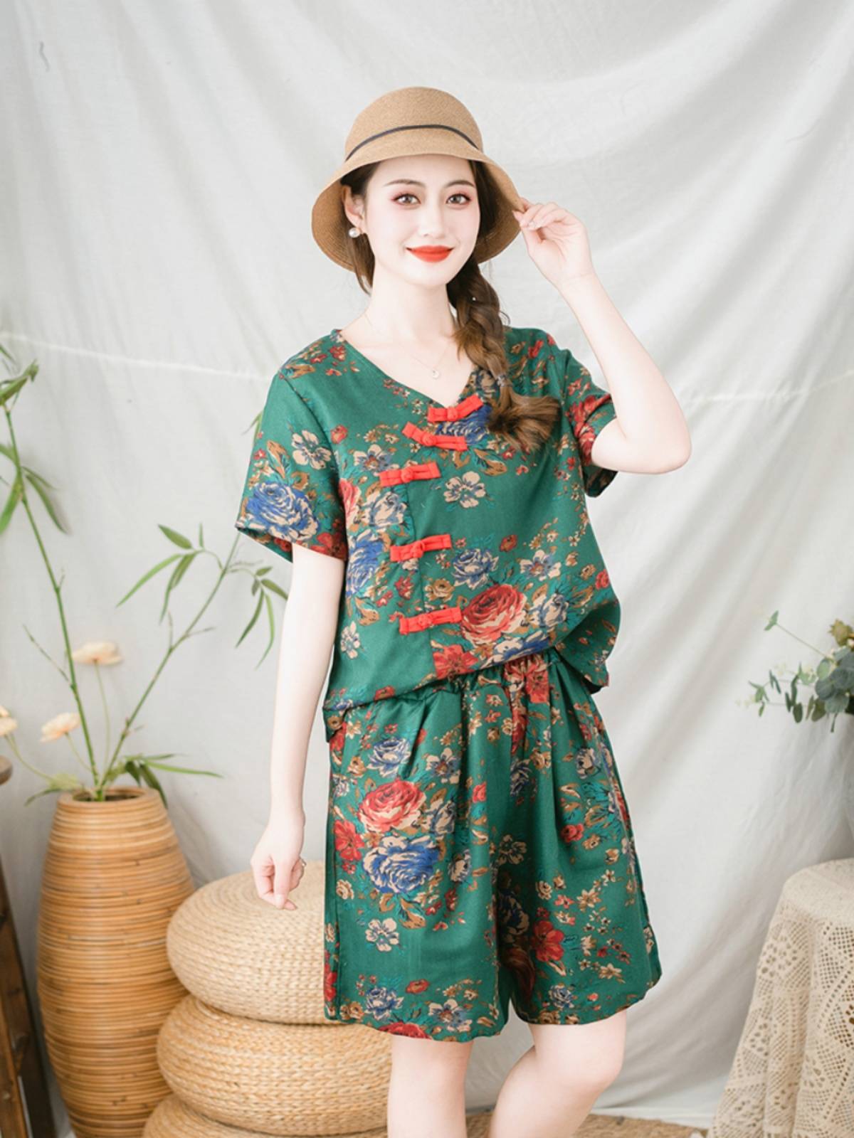 Northeast Big Flower Set Clamp Dip Short Short -sleeved T -shirt Short Skin Two -piece Set Girlfriend Sister Square Dance